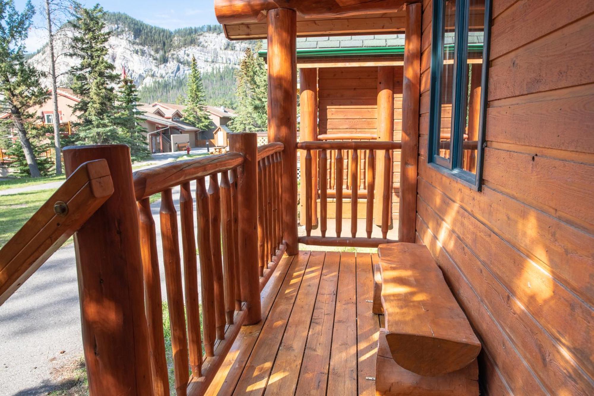 Auberge de jeunesse Hi Alpine Centre -
